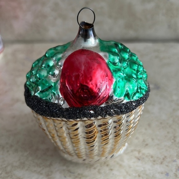 Old Vintage Christmas Ornament Mica Fruit Basket - Picture 6 of 6
